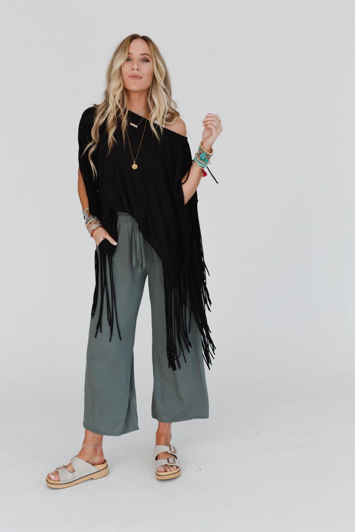 Western Showstopper Fringe Top- Black (S-XL)