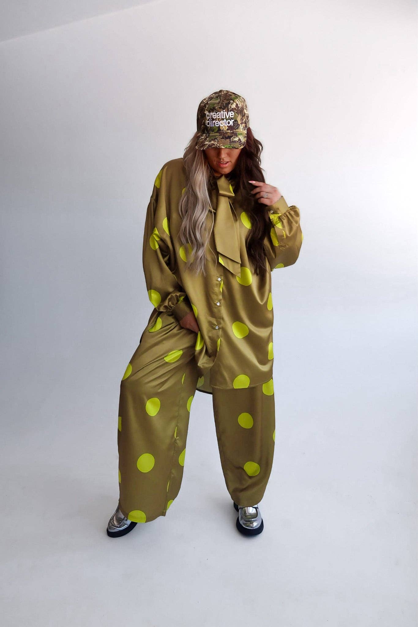 Spot On Oversized Bow-Tie Set (S-3XL)