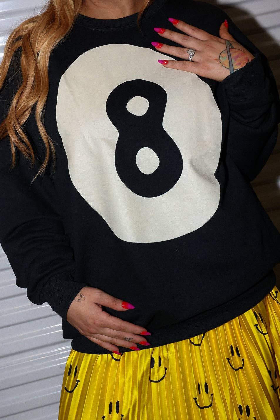 8 Ball Black Crew Neck (S-3XL)