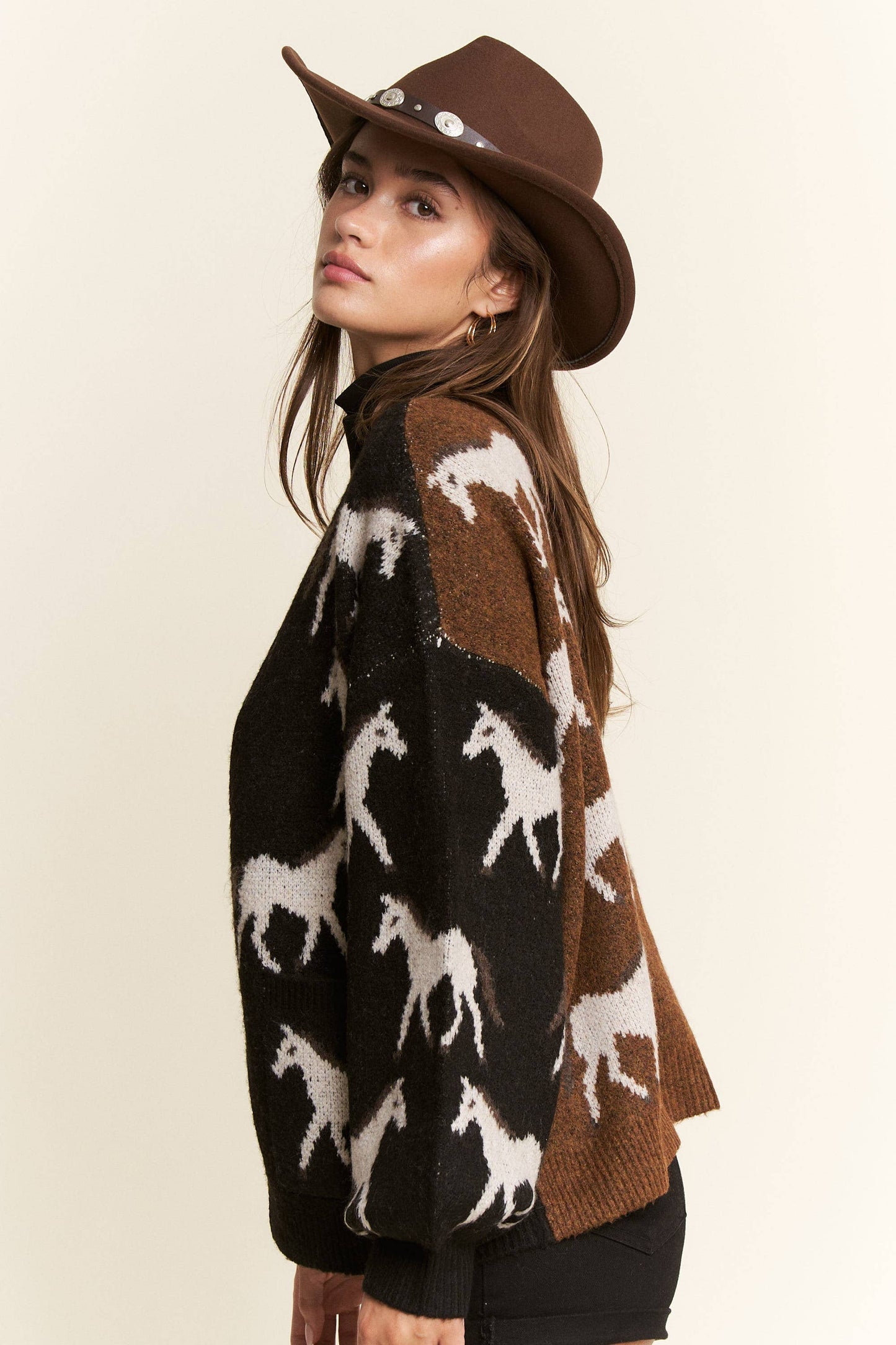 Two Tone White Horse Cardigan (S-2XL)