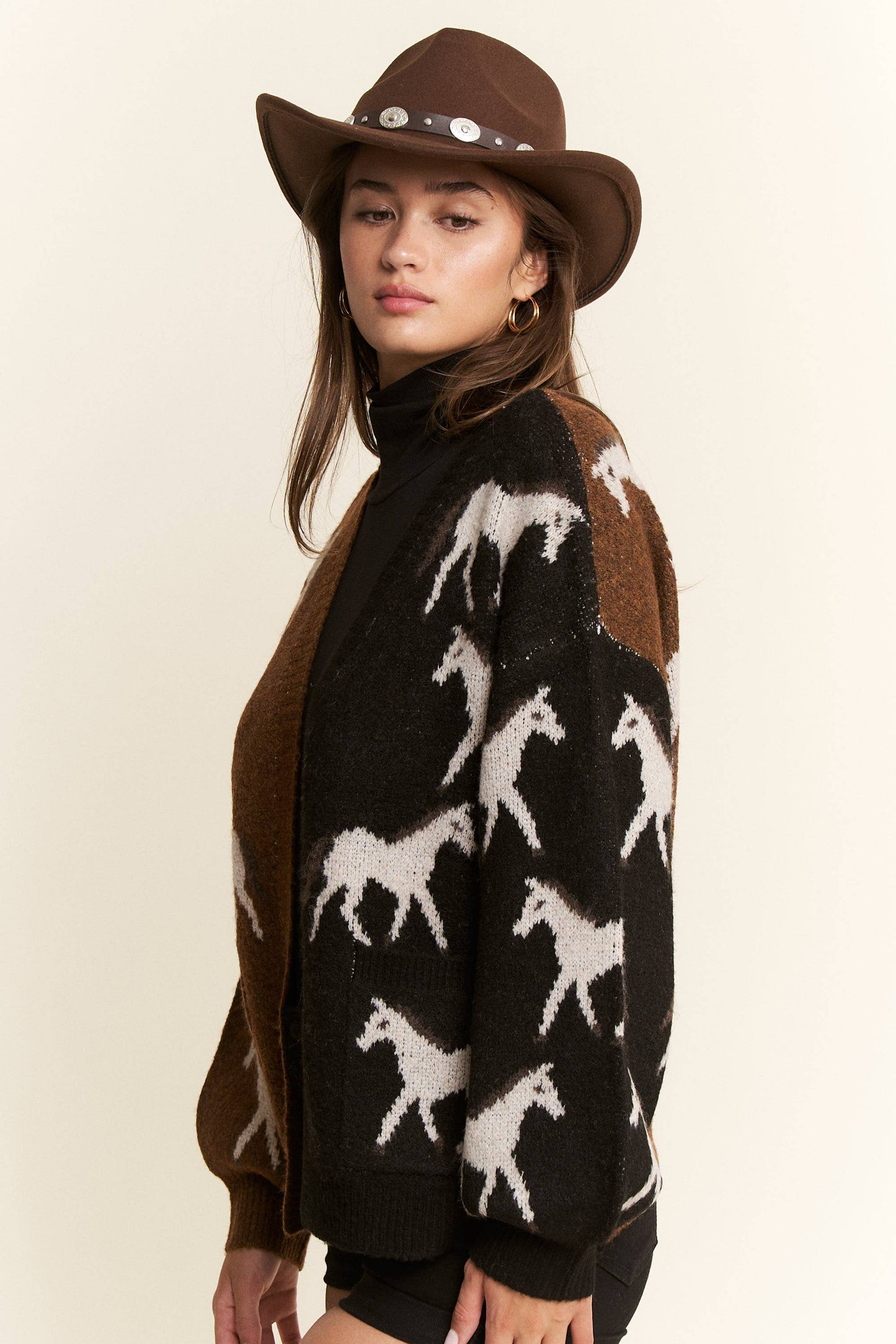 Two Tone White Horse Cardigan (S-2XL)