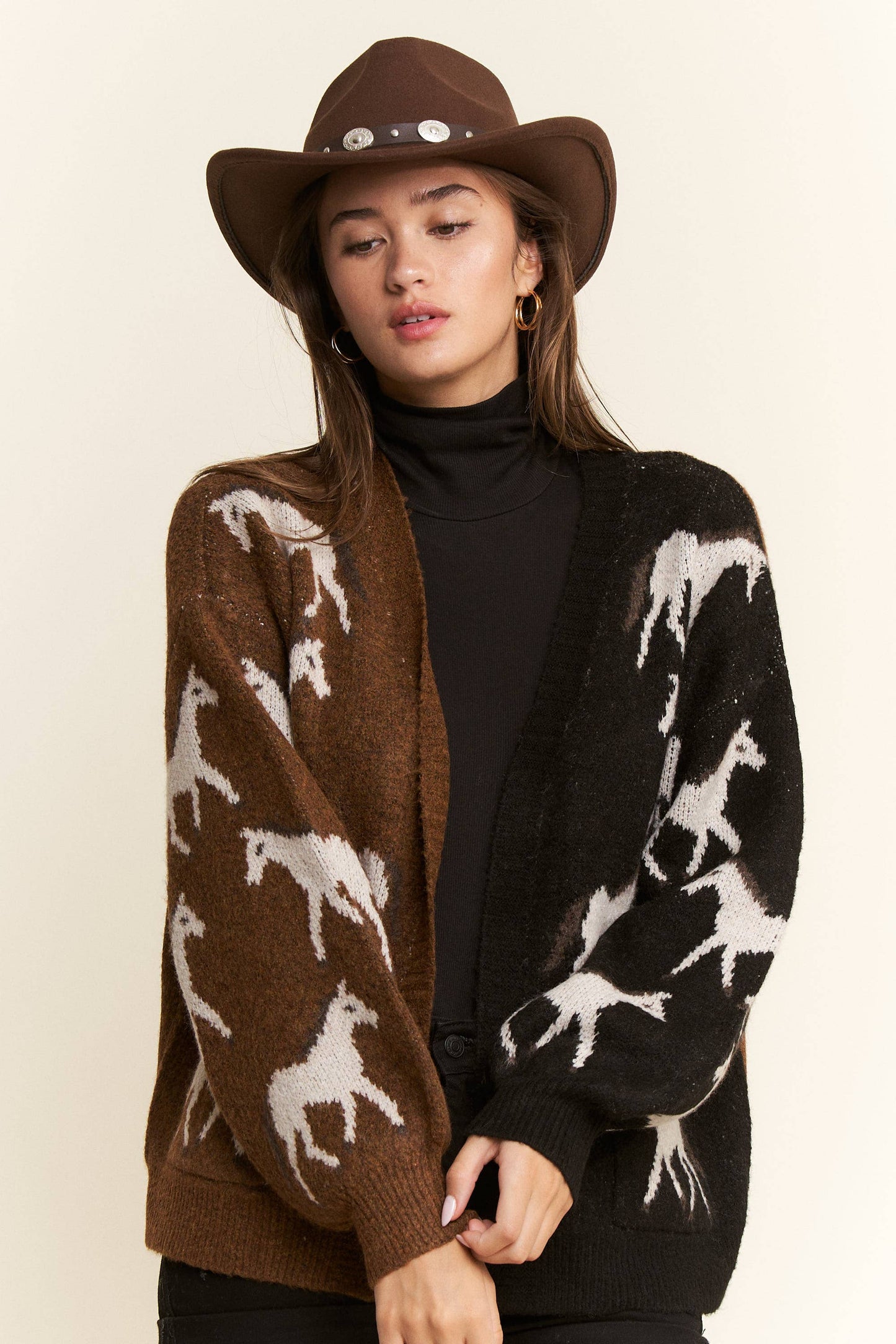 Two Tone White Horse Cardigan (S-2XL)