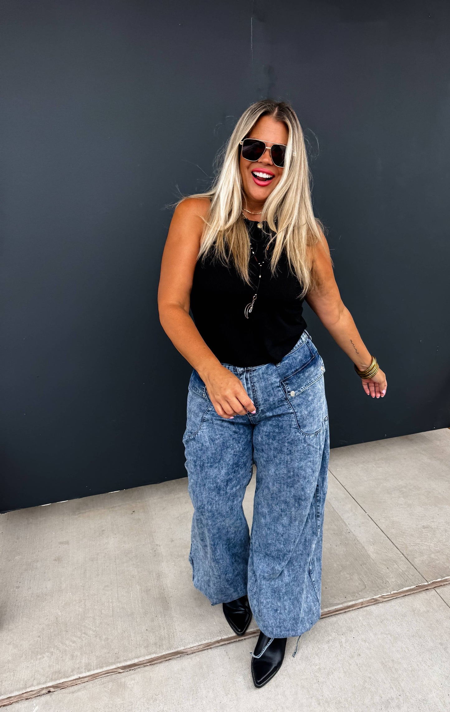 Charlie Cinch Hem Wide Leg Jeans (S-3XL)