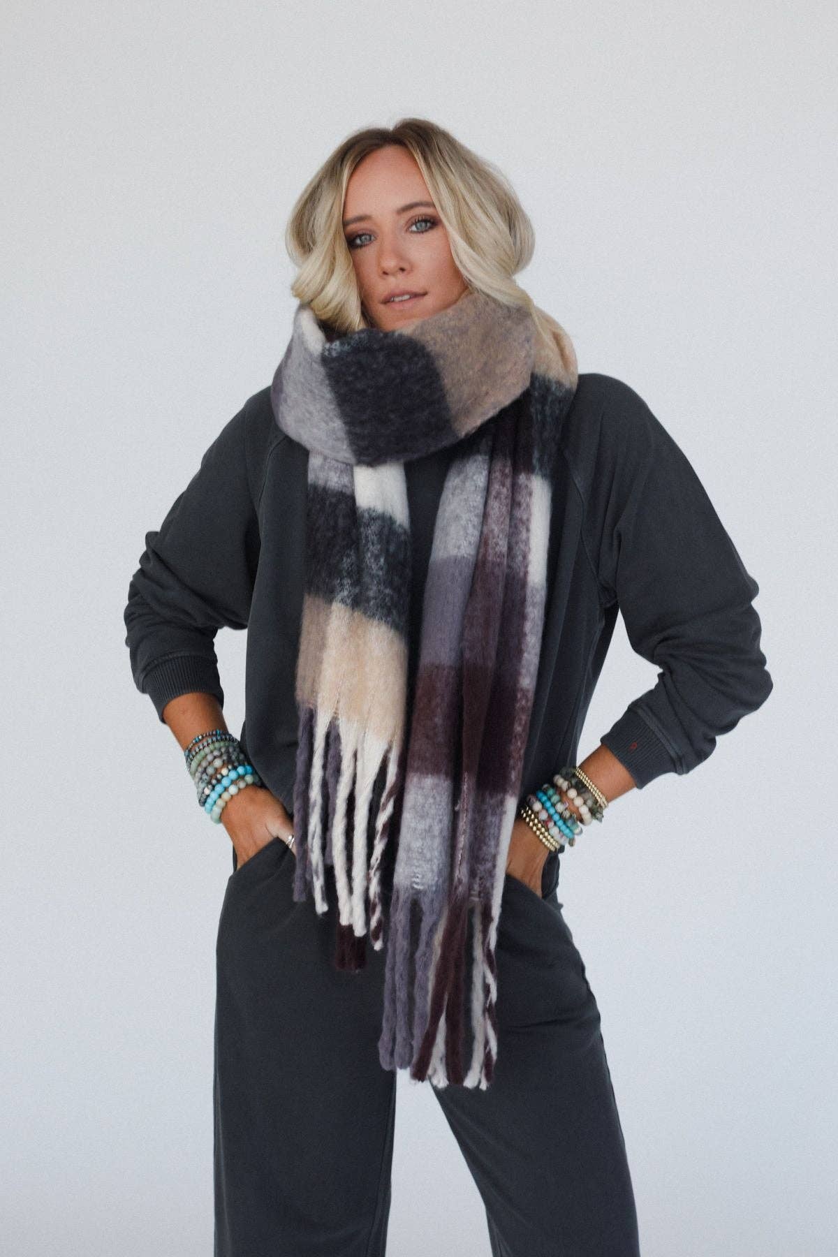 Everest Cozy Plaid Scarf - Black